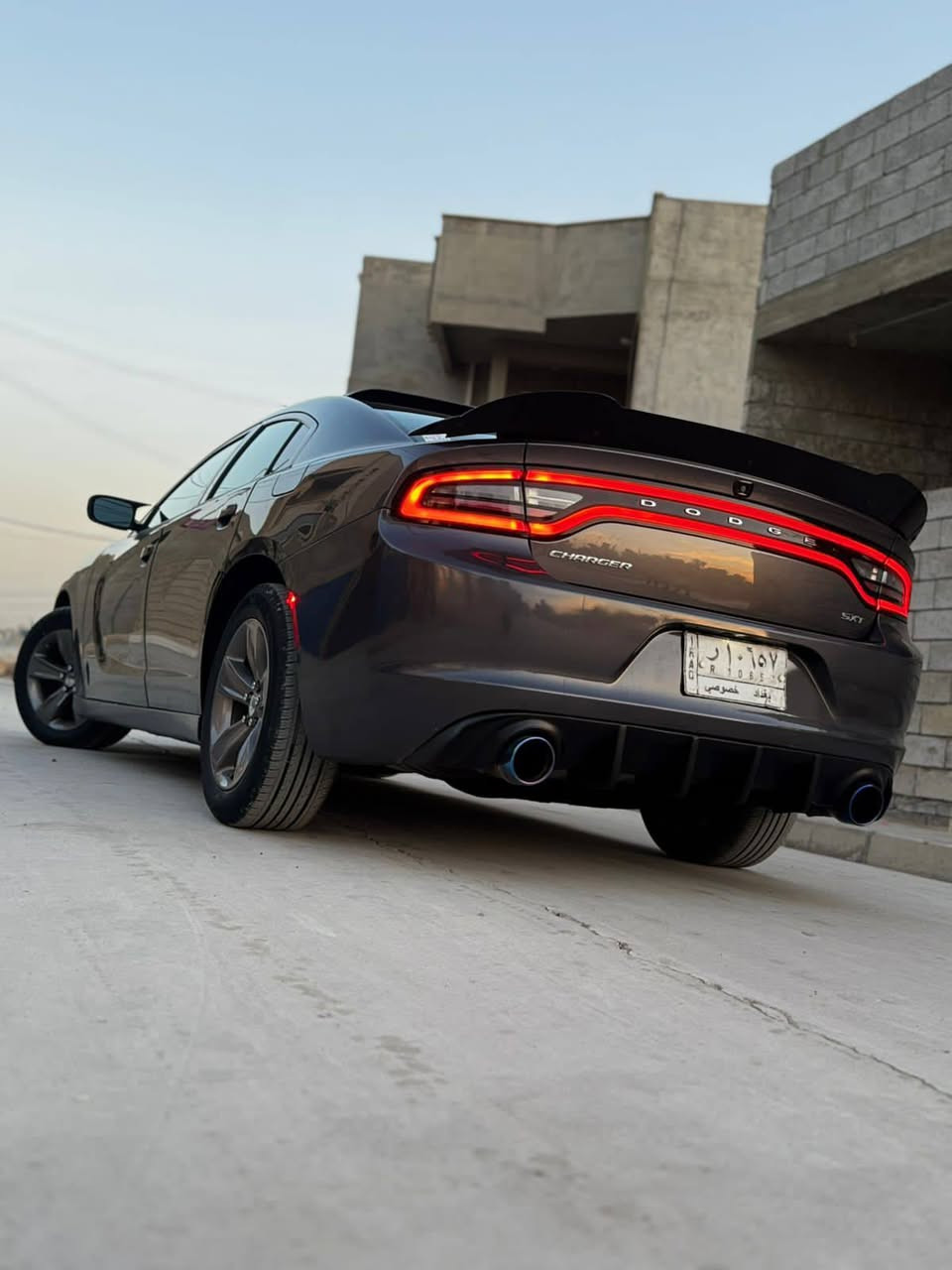 جارجر  15sxt
مواصفاتها معروفه 

مكينا جديده ✅

كير اكسن بشرط✅

4تواير جدد ✅

طخم جديد ✅

منضومت تبريد بل كارتون بشرط ✅

سستم زينول بلادي ✅

سياره خير من الله ما تصرف عليها ربع 

رقم بغداد الماني شرط التحولي 

ضرر صبغ ٤قطع بوند+جاملق +باب السايق والنفر 

مكان السياره موصل القياره 

السعر 163ومجال بصيط 

***********
