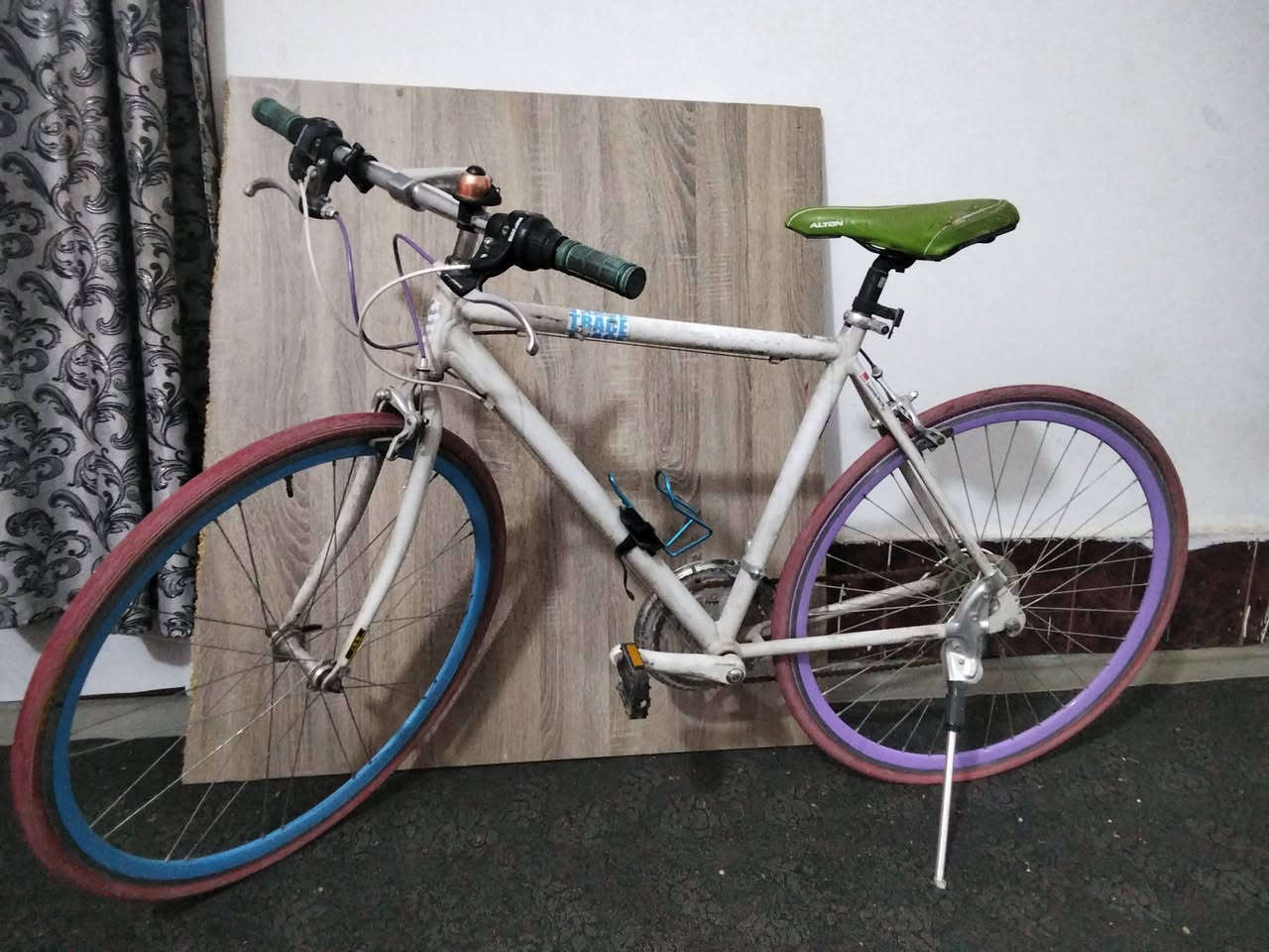 سلام عليكم السعر 120ياباني فافون  ***********
