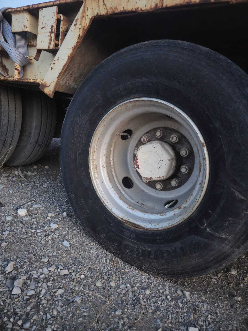 0772 534 2910
للبيع
