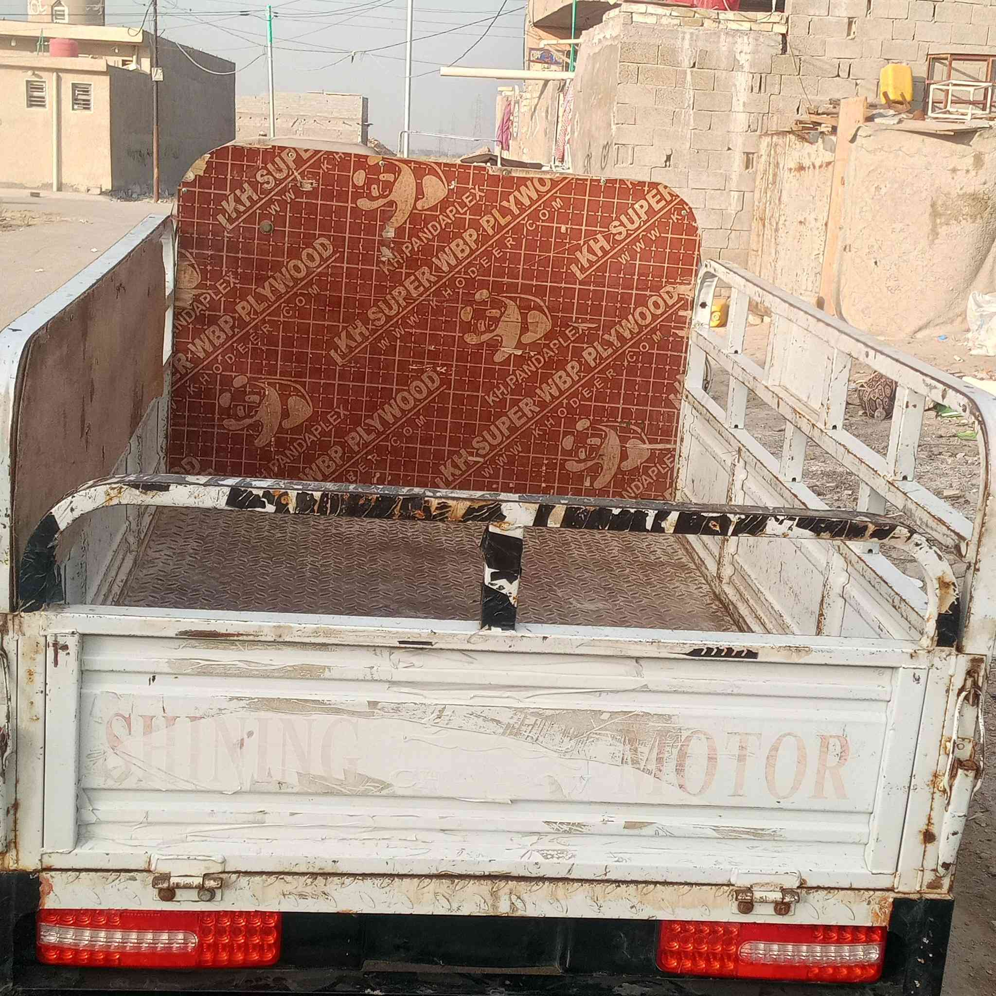 ستوتة مديل 22 جاهزة السعر 1500 بيها مجال ***********
