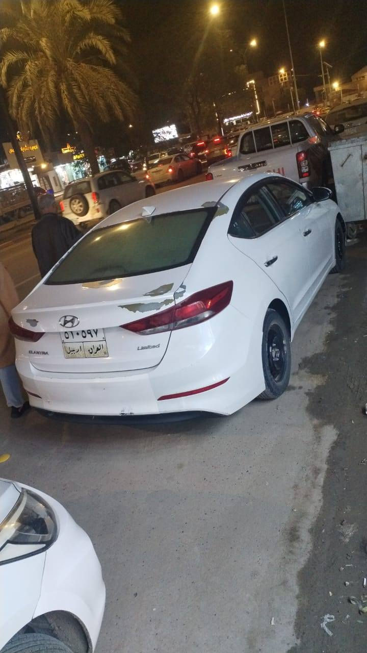 النترا رقم اربيل حسب مامعروضه كدامك 2017 بسه جراد كما موضع بصوره للعلم الامريكي بهاذا الموديل يجي صبغ طبقه خفيفه السياره معروضه ١٠٣ وبيه مجال للشراي مكان السياره بابل
***********
