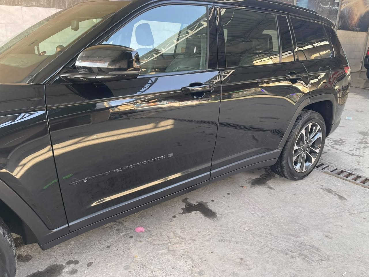 جيب كراند شيروكي لمتدد ٢٠٢٣ وارد امريكي
ماشية ٣٥ الف ميل وقابلة للزيادة
مواصفات

الكاميرا الخلفية

سقف بانورامي

صندوق كهربائي

التحكم على المنحدرات

مستشعر وقوف

تدفئة المقاعد

فتحة السقف

بصمة

مرايا جانبية كهربائية

حساس المطر

شاشة

مراقبة النقطة العمياء

التعرف على إشارات المرور

نظام المفتاح الذكي

التحكم التلقائي في درجة الحرارة

نظام بدء التشغيل

نظام فرملة الطوارئ

8 وسائد هوائية

مصابيح زينون أمامية

المصابيح الأمامية LED

مانع الانزلاق

تدفئة مقود القيادة

إنارة محيطية

أبل كاربلاي

مقاعد تدليك

التشغيل عن بُعد

4×4

رادار

شاحن لاسلكي

كشافات ضباب

وضع القيادة

التحكم الإلكتروني في الثبات

تحذير مغادرة المسار

بدون حادث بدون ايرباك 

للسعر الاتصال على صاحب السيارة ***********
