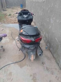 السلام عليك  فورصه 0/8شغاله مابيهه شي مكان بغداد العبيدي  السعر 600وبي...