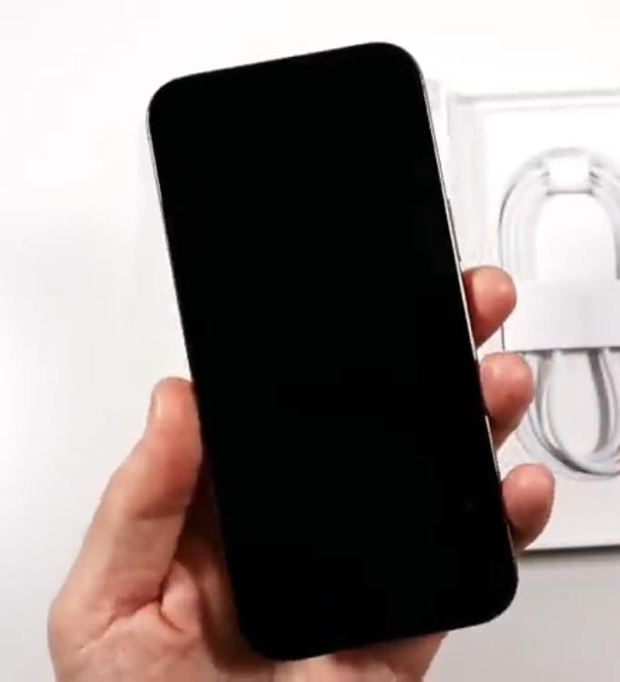 iphone 16 pro max
ذاكره 256
بطاريه 97%
‏1 sim يدعم
إمريكي . نموذج AM
مامفتوح . بدون ملحقات
 جهاز طافي فحم.فقط يحتاج تحديث كامل برمجه شعار ابل يشتغل . بدون ايكلود لأن كله متوقف حالياً  
فحص مع ظمان
سعر 225 الف نهايته فقط شراي يدخل
عنوان / اربيل مناره + متوفر توصيل


**إذا كنت صاحب هذا الإعلان وتريد حذفه لأي سبب، رجاءا أرسل رسالة إلى الدعم الفني**