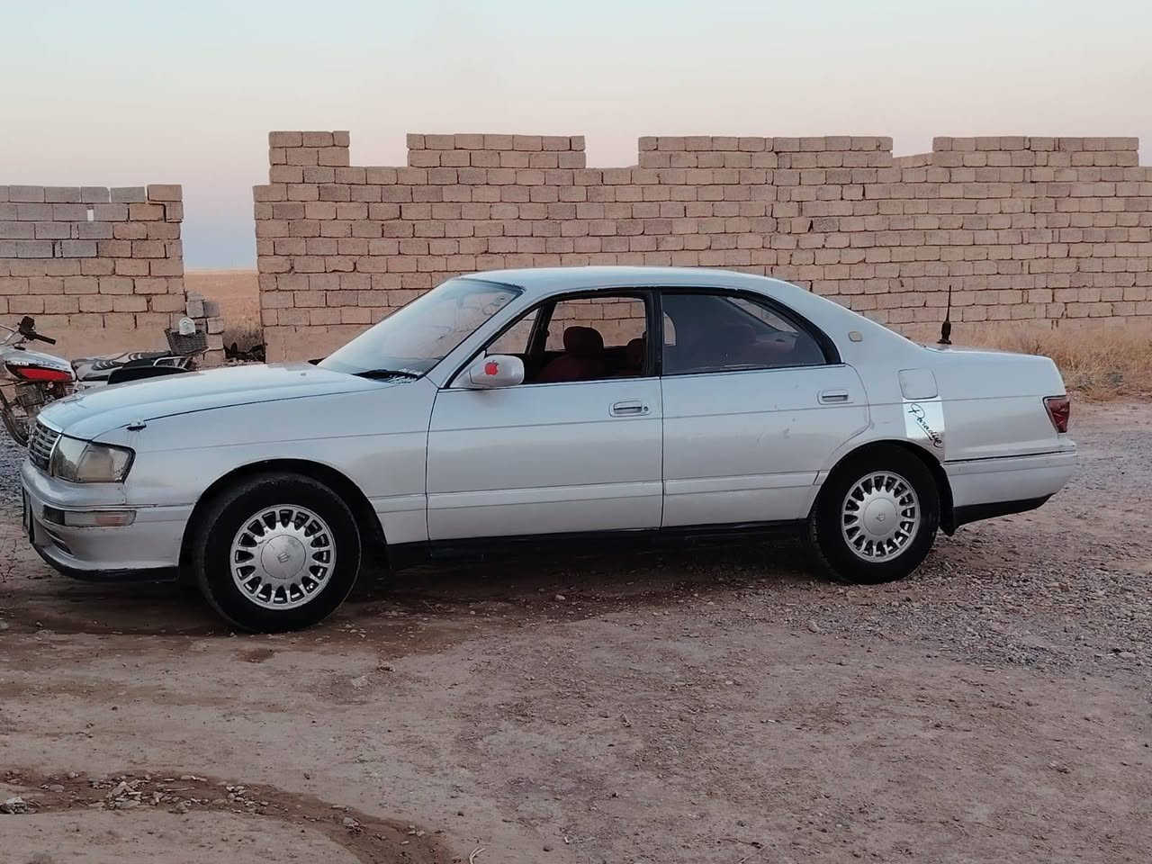 ألسلام عليكم
بطه أدوات مكصوص جنطه كير ومحرك شرط كهربايات كلهه شغاله  صدر نضيف باور شغال راديتر جديد  دواخلهه حلوه مايعوزهه برغي سياره حلوه مال جناي سعرهه 15 وبيهه مجال
 رقم ***********
المكان الشركاط ساحل الايسر
