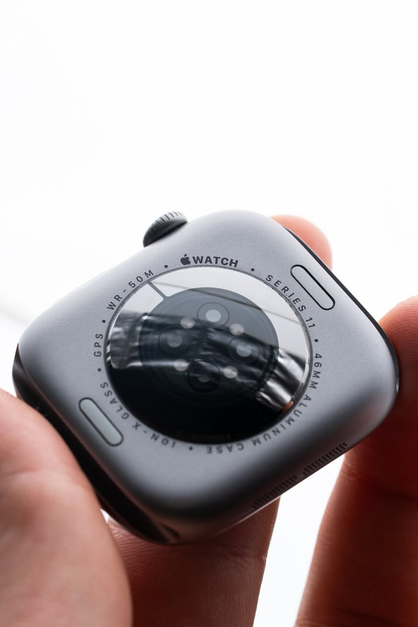 ابل واتش جيل 11
حجم 46 
لون space gray المميز 
بطارية 100% نظافة 100%
الساعة مستخدمة ايام قليلة
كارتونها وكافة ملحقاتها الأصلية وياها
لازالت داخل فترة الضمان 
السعر 520 الف


**إذا كنت صاحب هذا الإعلان وتريد حذفه لأي سبب، رجاءا أرسل رسالة إلى الدعم الفني**