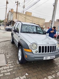 جيب ليبرتي • ٢٠٠٧ • نظيف