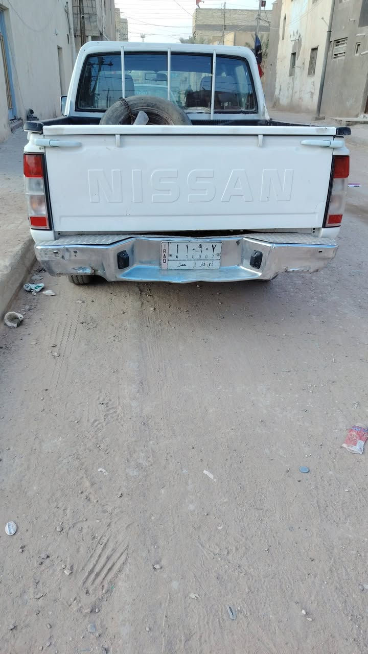 سلام عليكم بيكم نسان موديل 2001
مكفوله عده  صبغ  جماليه  خارج فقط رقم. ذيقار بيه خيط بخار السعر    70_/***********
