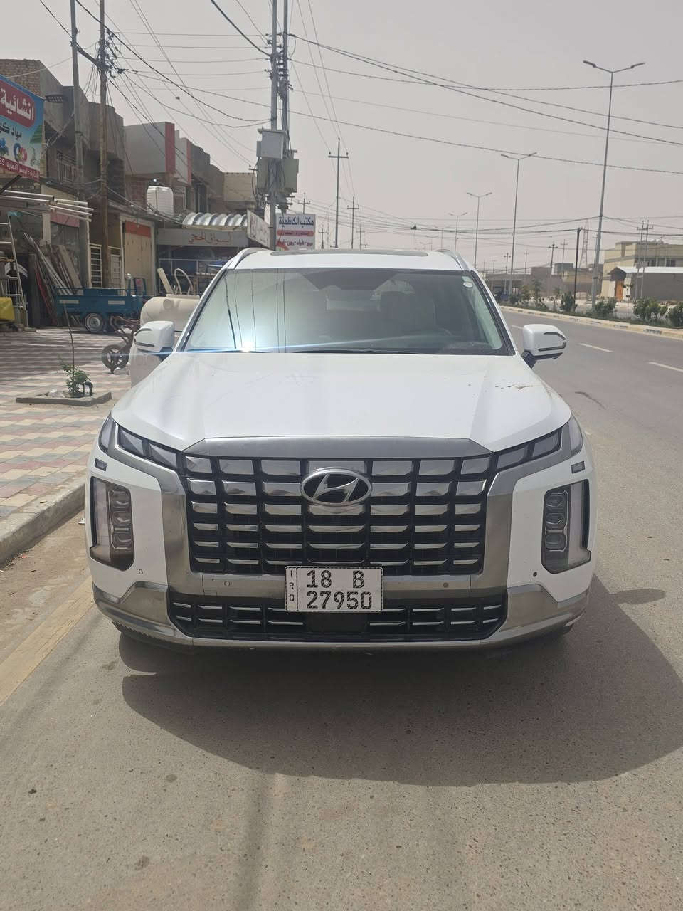 هونداي بلسايد 2024 فئة گلگرافي  فول 1/1 اعلى فئة
1 - اللون / ابيض
2 - العداد  / 55 الف 
3 - الرقم بابل شهداء باقي سنه و5 اشهر
4-  شاشة عرض(داتا شو)
5- المحرك   v6    3.8 <كير ومحرك شرط  +تبريد ثلج❄️>
6- بصمة تشغيل + بصمة ابواب +تشغيل عن بعد نظام تقديم وترجيع السيارة عن طريق البصمة
7- بانوراما اسود كنتاري
8-  فتحة سقف عدد ٢
9- سماعات هارمن گاردن
10- رادار امامي  + خلفي+رادار جانبي  
11- حساسات امامي + خلفي 
12-  كامرات عدد 6  360 درجة 
13- كشنات امامي خزن ميموري +مساج 
14-  كشنات كهربائي تدفئة وتبريد
15- كشنات جلد ابيض ملكي7 راكب قلاب كهربائي 
16- جميع الكشنات تدفئة تبريد
17- بردات جانبية
18- تبريد مركزي امامي + خلفي منفصل التحكم
19-تحكم ستيرن + شفتات
20- تدفئة ستيرن 
21- مرايا هيتر + تعتيم 
22- صندوق كهربائي شفط
23 - وضعيات قيادة  (٥)
24- ويل كب حجم  ٢٠ 
25- اوتو هولد + نقطة عمياء 
26- سايد بريك بصمة + مثبت سرعة
27- شحن لاسلكي 
28 - إشارات بالمرايا  + إشارات جانبيه
29 - اوتو هولد
30 - تحديد مسار
31 -شاشة ديجتال كبيرة
32 -تشغيل عن بعد 
33 - استيرن رجاج
34 - نظام HTRAC دفع رباعي 
35 - نظام مانع انزلاق 
36 - نظام نزول منحدرات 
37 -كشنات Vip منفصل ابيض
حادث ربع جاملغ وبنيد مدبل
الاستفسار على الرقم 
***********
سعر ٣٣٠

والكثير من المواصفات لم تذكر بعد
