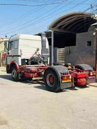 للبيع البي موديل 96 رقم بغداد  مسجلة فلات سيارة جديدة وجاهزة مكان العم...