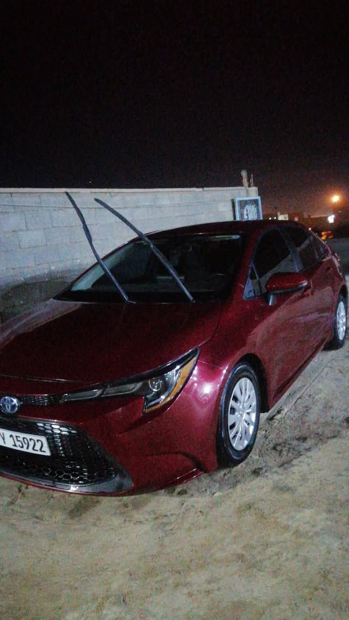 للبيع كورله 22 هايبرد سعر 125 وبيه مجال تواصل عل رقم ***********
