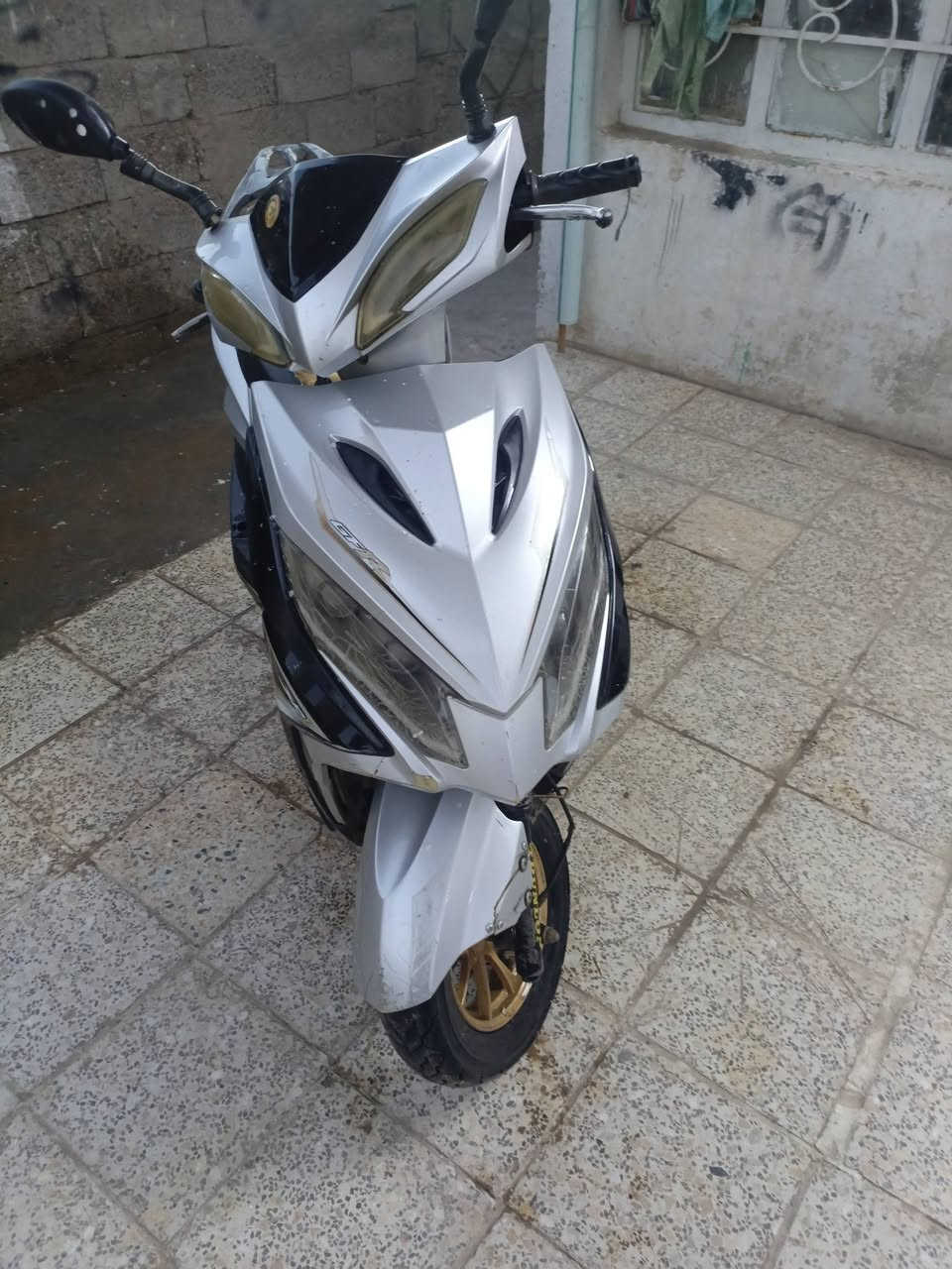 ماطور سكنس جديد شغال كل شيء ما بيه س سعر 150 مكانه ديالى الخالص الشراي يتصل ***********
