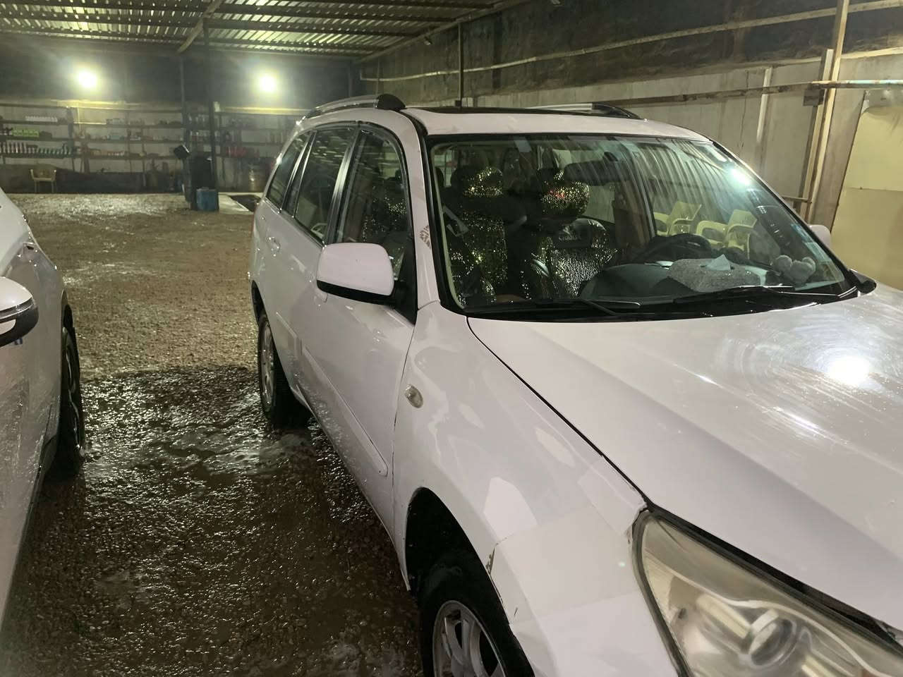 سلام عليكم  شيري تيكو للبيع  مكفوله كفاله عامه من الحادث
(المميزات)
  تدفئه +تبريد و التبريد ثلج و التدفئه حاره جدا 
مديل 2013 المحرك أربعه سلندر (V4)  
ألف و ثمنمية (1،8) و الكشن تدفئه تبريد + فتحه تبريد لل خلف لل قدمين +  قماره + إزاله الضباب ل جميع الزجاج حته الزجاج ال ب  باب + لايت زنون + تخم تاير جديدات   لل 4تايرات +نضام إنذار لل سرقه  + و رموت كنترول من تقفل يصعد الزجاج  و مع صوت هورن و من تضغط مطول علي زر تفتيح السياره ينزل الزجاج + زجاج اوتو  
و  السياره ماشيه 170 ألف  + السياره مكينته  مسكر   قطره خياس أو زنجار أو جراد ما بيهه  تلمع   السعر 65 ورقه بيهه مجال سايقتهه بنيه و السنويه ل سنه 2028  تحويل سنويه ثاني يوم رقم نجف لل شراء أو لاستفسار ***********
