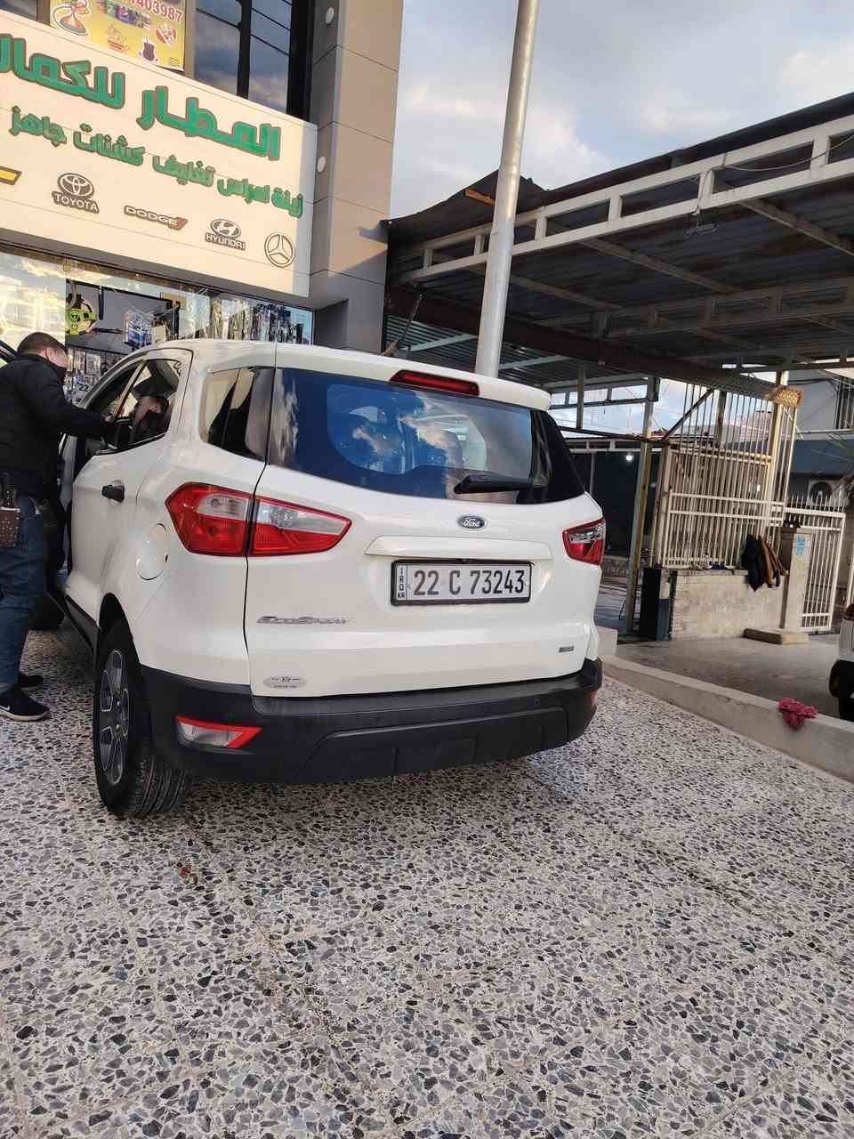 السلام عليكم للبيع فورت ايكو سبورت
حادث صفحه بدون دواخل مكينه وكير وتيربو وبطاريه كله جديد صدر كله جديد تريد تحويل تريد وكاله شرعيها جيراني كاربون بانزين ورقي مكانها موصل السعر 74 بيها مجال ***********
