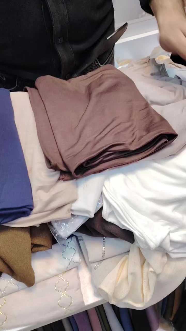 أسعد الله أوقاتكم بكل خير وسعادة #جديدنا 🔥 🌹 🔥 🔥 وجعت توفرت من جديد شيله دلاليد الماركه الأصلي قطعه مختلفه جنن بلبس وبأسعار مناسبه جدا العنوان الخالص سنتر سوق شارع مينا مول حجابات الكوثر 🌹


**إذا كنت صاحب هذا الإعلان وتريد حذفه لأي سبب، رجاءا أرسل رسالة إلى الدعم الفني**