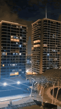 فرصة استثمارية مميزة – شقة للبيع في مجمع بوابة العراق
شقة سكنية استلام جديد للبيع ضمن مجمع بوابة العراق
📍 العمارة: 46
🏢طابق عالي 
المواصفات:
 • مطبخ كامل
 • طباخ مع ساحبة (هود)
 • بردات كاملة للشقة
 • تشطيب حديث وجاهزة للسكن أو الاستثمار

✅ موقع مميز داخل المجمع
✅ مناسبة للسكن أو التأجير
✅ فرصة استثمارية حقيقية

📞 للتواصل والاستفسار:
***********
