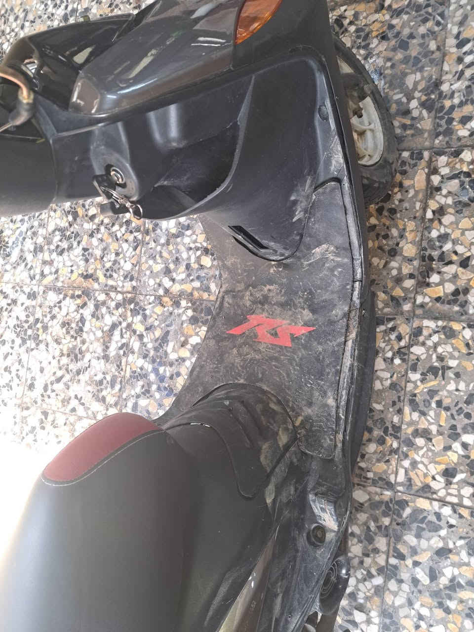 ماكس بوشة ٥٥
صالنصة اف ام
نكرة سلف ناعمة شرط شلعة ومعدل تشك لكاع
السعر ٥٥٠ 
***********
بغداد الدوره
