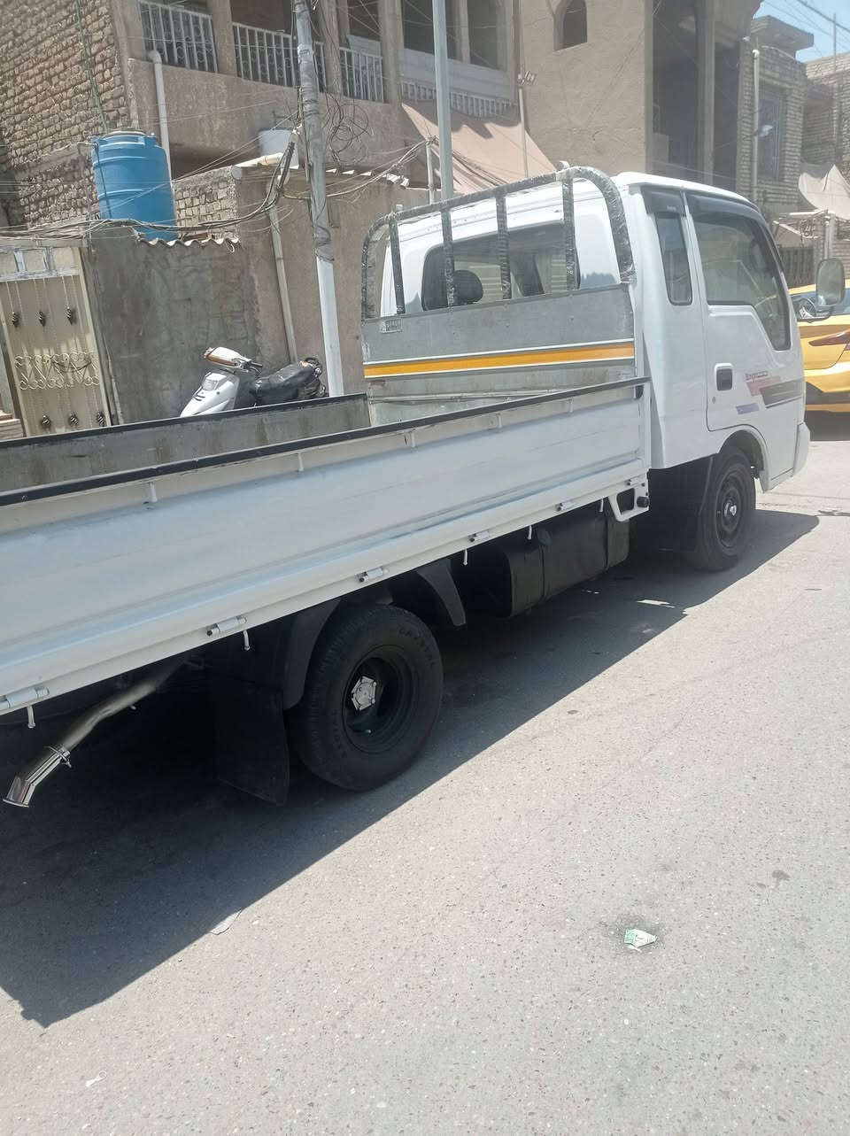 ام عيون موديل 2001 مابيهه قطره صبغ بيهه بس تكحيل مكينه كير خيرمن الله الشاصي ورقم شاصي شرط السونار سنويه صاقطه تحويل مباشر  ***********
