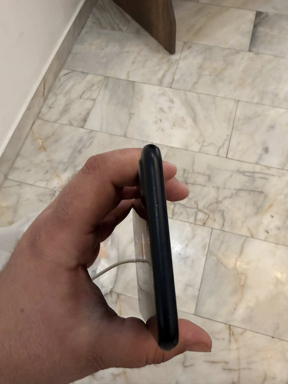 السلام عليكم ايفون 7 بلاص للبيع ذاكره 128 التلفون نظيف كلشي بي شغال باستثناء الكامره الخلفيه فقط  متشتغل فقط  اما الكامره  الاماميه شغاله الباقي كله شغال سيم كارت شغال بصمه تشتغل  بطاريه مبدله ايضا اصليه  السعر 70 الف 
رقمي *********** موجود واتساب ايضا
