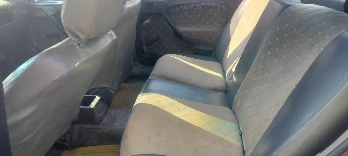 السلام عليكم فكترا للبيع موديل 91 محرك نضيف كير نضيف طخم نضيف وايرمنيه كامله سنويه  شرط التحويل ‏‪0751 773 7626‬‏الاستفسار الاتصال على الرقم  السعر 31بيها مجال
