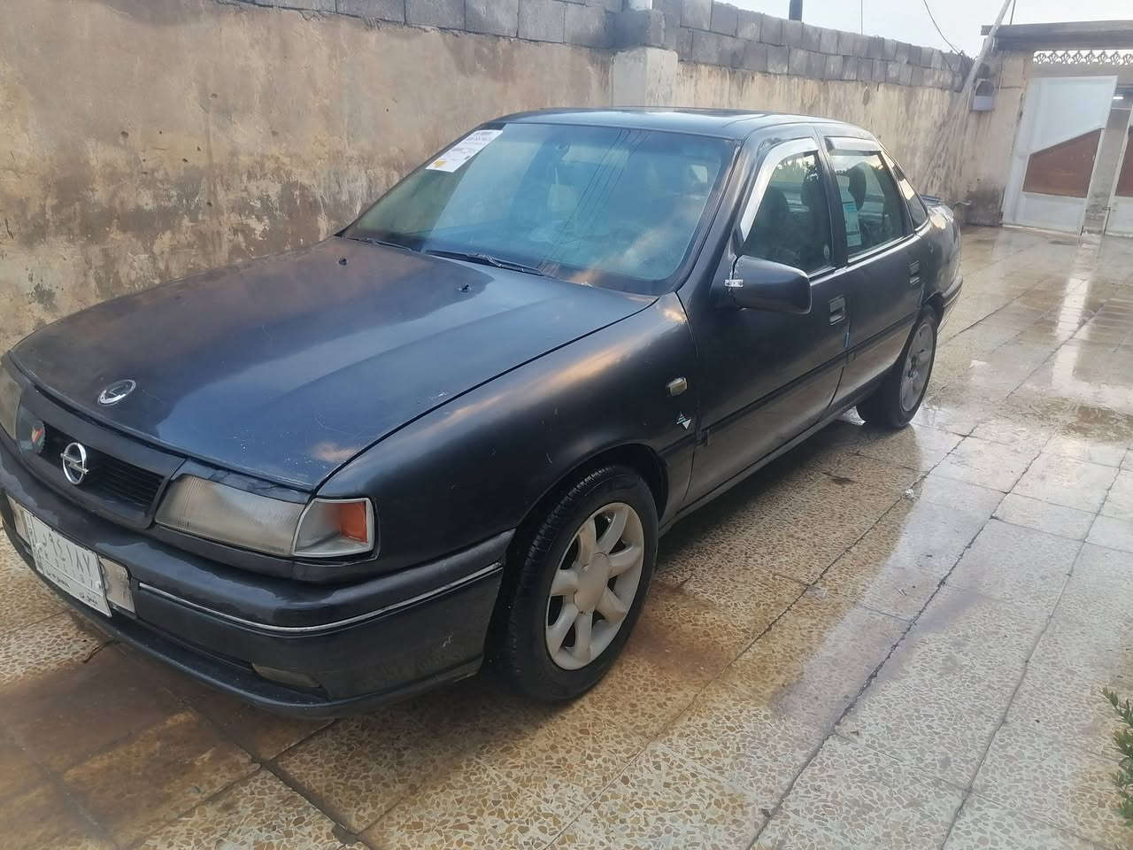 اوبل فكتره 18 موديل 92 رقم نينوئ 
سعر 45 وبيها مجال حك الجيه
***********
