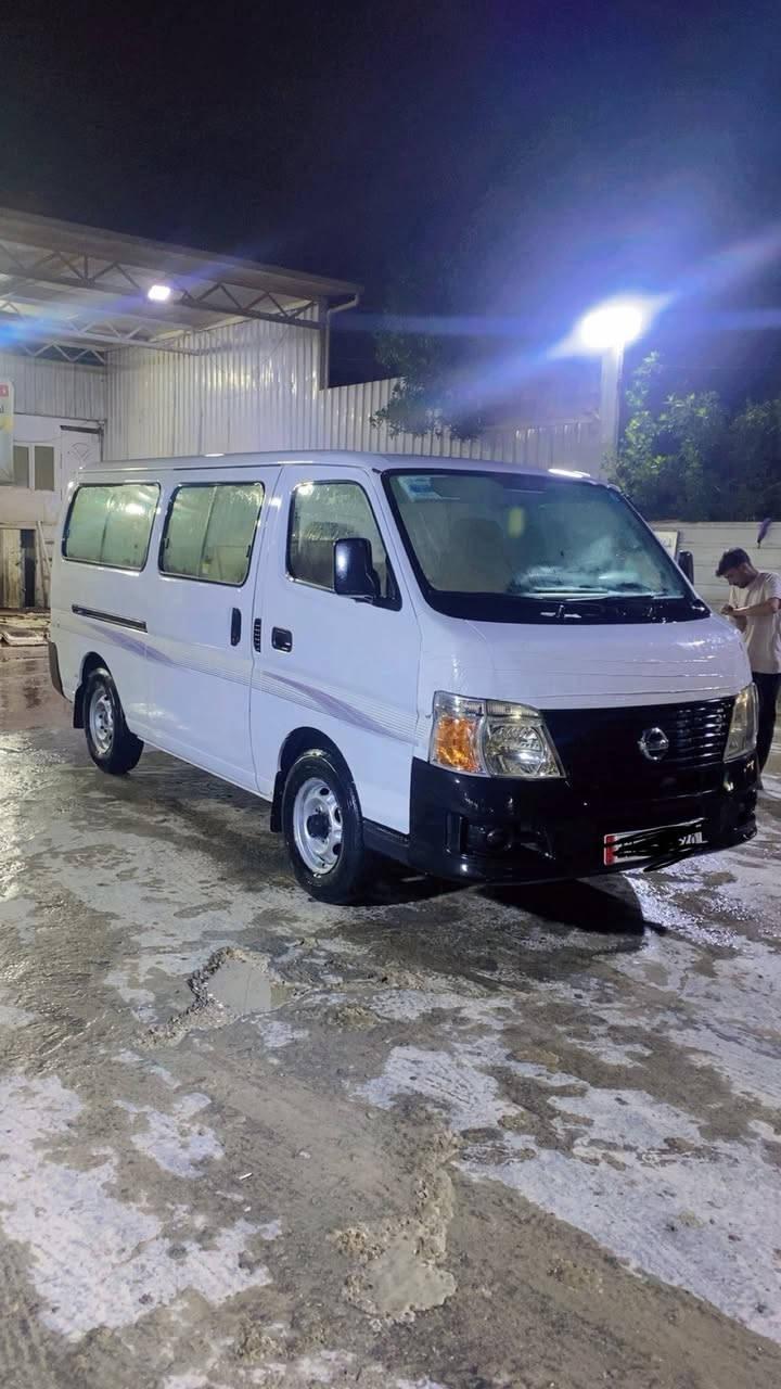 سلام عليكم نيسان موديل 2012 
رقم بغداد انكليزي ‭٠٧٧٨ ١١٥ ٩٦٧٩‬
