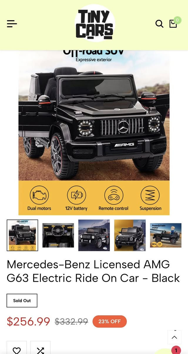 🚗 سيارة أطفال مرسيدس AMG G63 كهربائية  

سيارة فخمة للأطفال بتصميم مرسيدس الحقيقي 😍  

🔹 بطارية 12V قابلة للشحن  
🔹 محركين قويين (70 واط)  
🔹 سرعة تصل إلى 7 كم/ساعة  
🔹 تحكم مزدوج: الطفل يقود أو الأهل بالريموت  
🔹 ريموت كنترول بمدى حوالي 20 متر  
🔹 مصابيح LED أمامية وخلفية  
🔹 موسيقى + MP3 + USB + كرت ميموري  
🔹 كرسي جلد مع حزام أمان  
🔹 أبواب تفتح مثل السيارة الحقيقية  
🔹 إطارات مطاطية EVA ناعمة  

👶 مناسبة للأطفال من عمر 2 إلى 6 سنوات  
⚖️ تتحمل وزن لحد 35 كغم  

🔋 مدة اللعب: تقريباً من 1 إلى 2 ساعة حسب الاستخدام  

📏 حجم السيارة: 110 × 69 × 56 سم  

سيارة جميلة وممتعة للأطفال وتخليهم يعيشون تجربة قيادة حقيقية

سعر ٢٧٥ الف

توصيل ١٠ الف جميع محافظات


**إذا كنت صاحب هذا الإعلان وتريد حذفه لأي سبب، رجاءا أرسل رسالة إلى الدعم الفني**