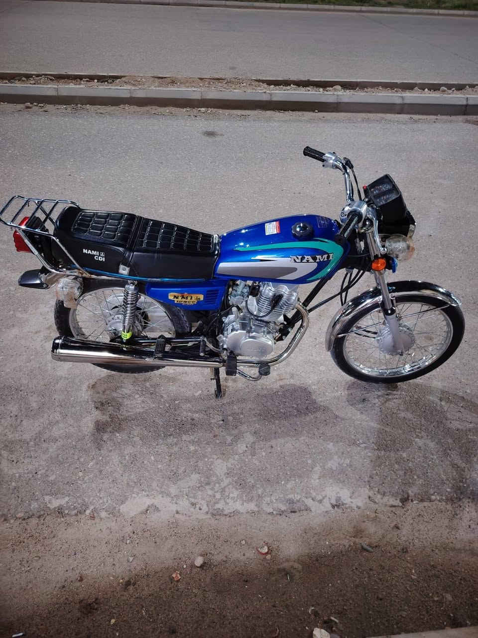 دراجه للبيع وكيل بس وصل وكيله سيد جعفر دراجه فولل بلادي مو تعمير  مكفوله لشراي يتصل او خاص ***********
