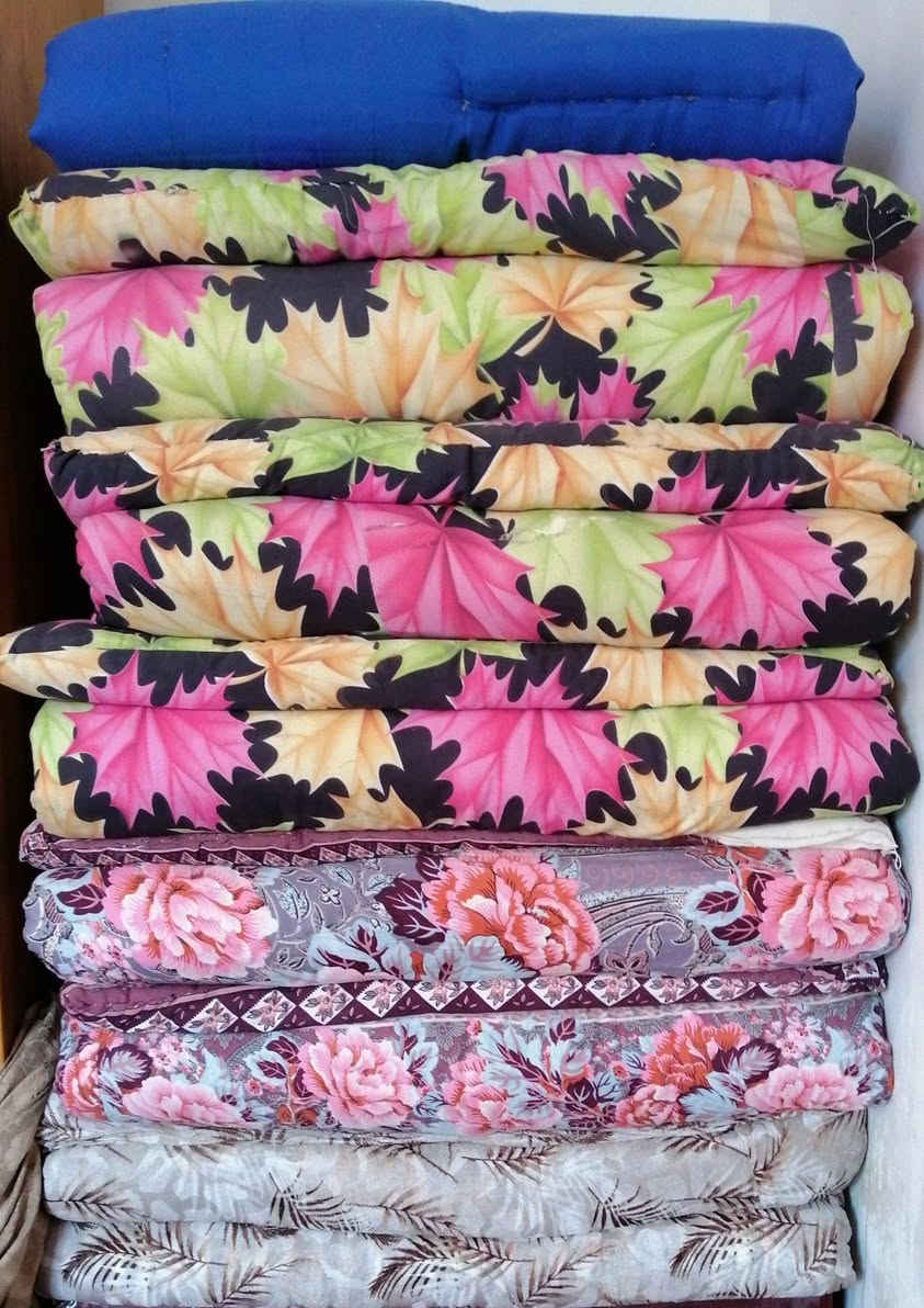 السلام عليكم غراض بيت للبيع في طويريج حي الجمعية غراض نظيفة سبالت جدارية عدد ٤، طباخ خمس عيون، جرباية ام النفر عدد ٢، بردات لون زيتوني وكريمي غير مستخدمات، وبردات لون رصاصي، مكنسة كهربائية، تنور غازي، مكينة اوفر باب اول، كنتور ٣ أبواب، كنتور ٢ باب، دواشك قطن عدد ٧، مواعين غير مستعملات، ميز تلفزيون مع الرفوف ، بلازمة حجم ٥٨ عدد ٢، فرن كهربائي، ثلاجة، مجمدة، تخم ١٠ مقاعد، ديوان ٢١ مقعد، زوالي حرير عدد ٢، زولية كاشان إيراني للاستفسار الاتصال على هذا الرقم ***********
