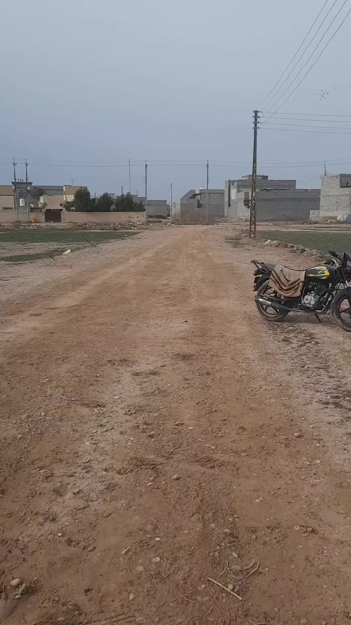 ♦️السعر ١٦ مليون♦️
على بركة الله ... إعلان رقم(١٥٧٨).
#قطعة_ارض_للبيع
المساحة= ١٢٠متر(٦×٢٠).
جنس العقار/ طابو زراعي سند(٢٥).
الموقع// بعقوبة/ بهرز/ نهاية الداسر/ طريق ابو الكرم.
للأستفسار الاتصال على الرقم
***********
