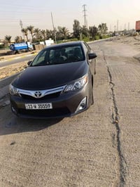 مكلف بل نشر للبيع  كامري ٢٠١٣ سياره نظيفه وخير من لله تبريد حداديه كله...