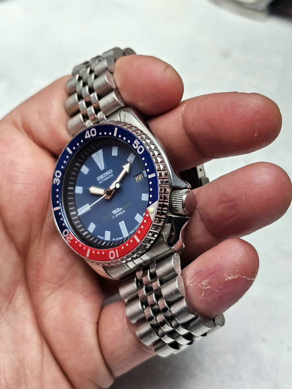 سيكو بيبسي دايڤر فنتج 
الابعاد  42 × 45
نظافة عالية 
اوتوماتيك 17 جوهرة


**إذا كنت صاحب هذا الإعلان وتريد حذفه لأي سبب، رجاءا أرسل رسالة إلى الدعم الفني**