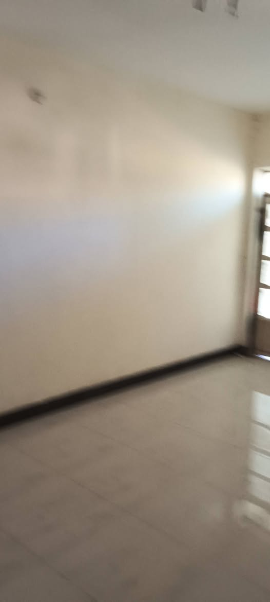 الدار للايجار المساحه 200م طابقين 4نوم صاله مطبخ كليدور مجمع صحيات فوك وجوه حي الصحه خلف المسبح السندباد قريب الشارع جداا مبلغ الايجار 500 للاستفسار ***********
