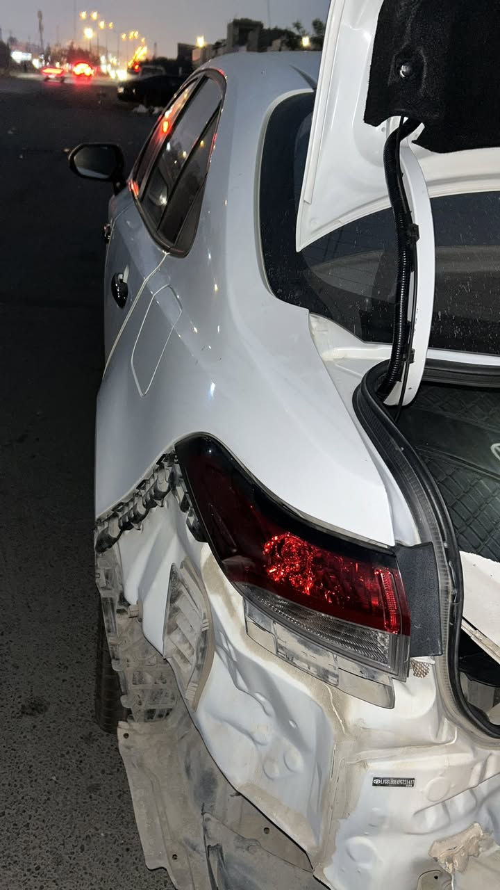 سلام عليكم كورلا للبيع موديل ٢٣ شكل الامريكي S صار قدر وابيع ع حطتها 
***********
