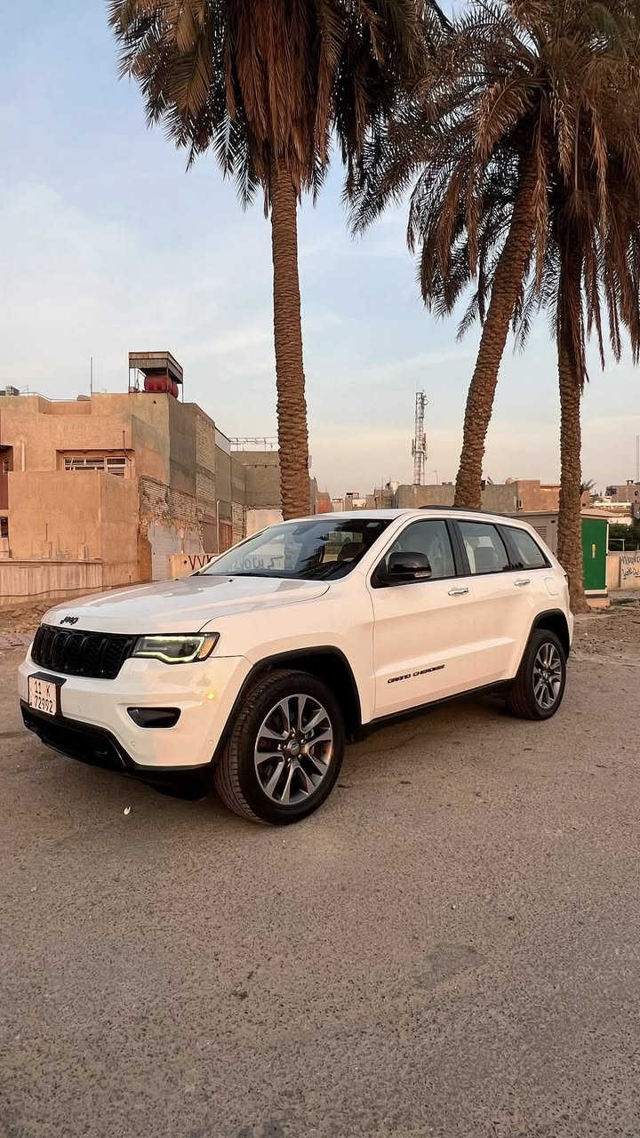 سلام عليكم ، النضيف والجديد للبيع
جيب 2018 Limited  خليجي وكاله هارلم اعلى مواصفات بالجيب ما داعي اذكرهم
ماشيه 46 الف فقط 
اني ثاني شخص يمتلكها 
سياره كلش كلش جديده وحلوه بالعافيه ع الياخذها
الساره بدون حادث مكفوله فقط البنيد صبغ جماليه بدون اي حادث وبيها شويه صبغ سحب بالتكمه فوك باب الصدر وبارد قليل جداً بالجاملغ الايماً
باقي السياره ع وضع الوكاله 
الشراي يتصل ويدلل 
مكاني بغداد الحارثيه 
***********
***********
