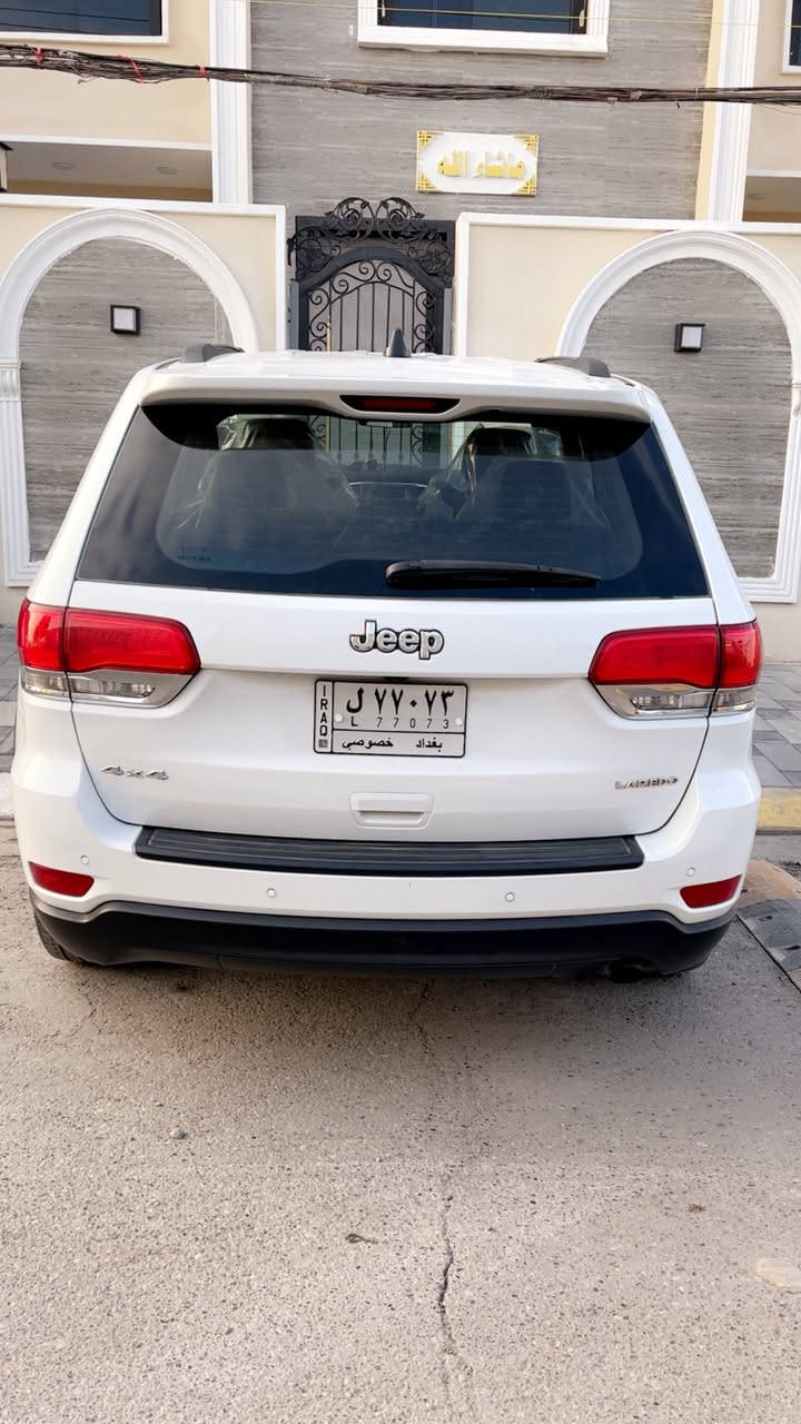 سلام عليكم للبيع جيب لاريد لمتدد فول عده الفتحة موديل 2019رقم بغداد بسمي 
ماشيه 54 ميل جديده جداً
مواصفات رادار خلفي + جوانب بصمه تشغيل و ابواب
تشغيل عن بعد كشنات جلد
شاشه ايباد كبيره
حساسات + كامره خلفيه
كشن كهرباء
. نظام اتو هولد
نظام سبورت نظام ايكو سياقه ذاتيه  ضرر السيارة جاملغ امامي وبنيد فقط الباقي كفالة مكان السيارة بغداد شارع فلسطين السعر 190 وبيهه مجال للشراي ***********
