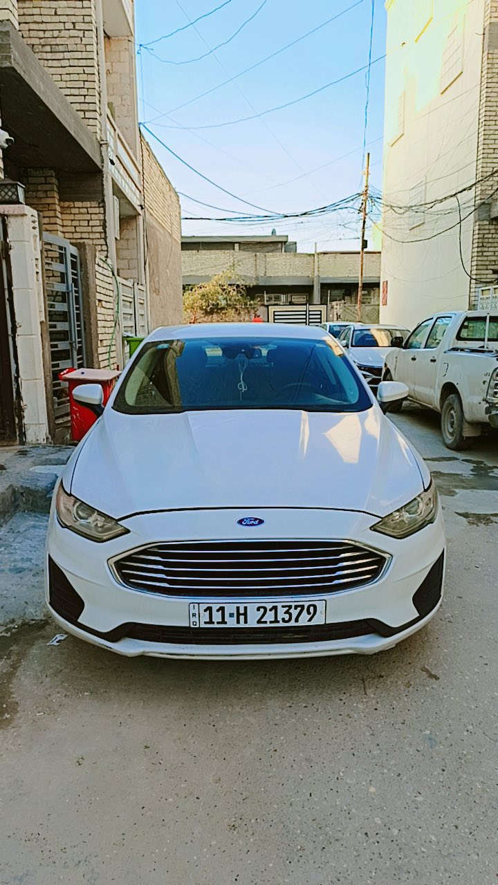 فورد فيوجن 2019بيه جاملغ الخالفيً بس مكاني بغداد شهداء السيديه $125 /***********
