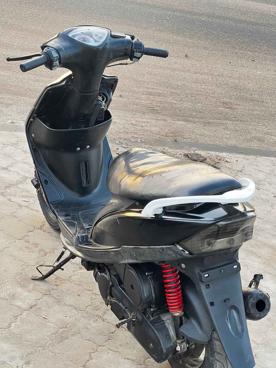 سلام عليكم دراجة ماكس عدله 49بلاديه شلعه ومعدل فول نعومه فول دراجه كامله مكاني بصره الجزيره سعر 625وبيها مجال للطيبين رقمي ***********
