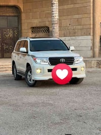 لاندكروز للبيع 2010  رقم بغداد بسمنه ثاني يوم تحويل  محرك 4000   V6 مر...