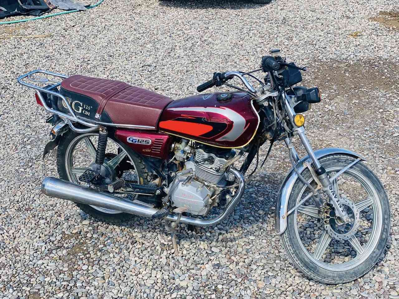 السلام عليكم
للبيع موطور سافان موديل 2020 السعر 350 وبي مجال

‭0780 942 0475‬
