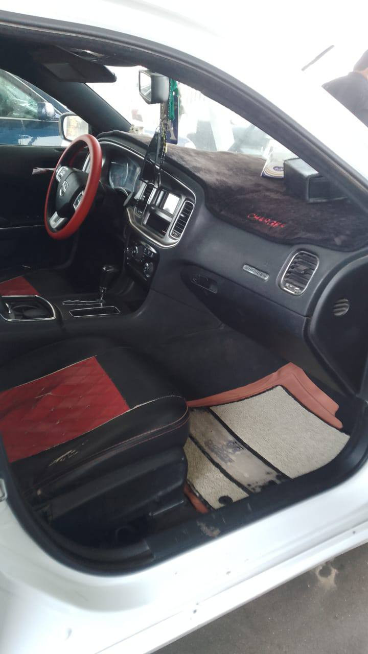 سلام عليكم شارجر لبيع مكفوله مكان سماوه قضاء لخضر ***********
