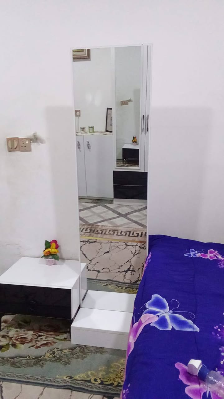 السلام عليكم غرفه نوم للبيع اندياف تركي تجنن نضافتها فول  مستعمله 10 اشهر فقط السعر مليون ونص للاستفسار اتصل ***********
