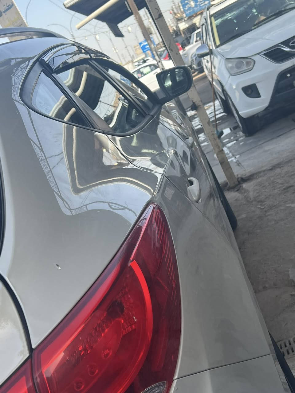 توسان ١٤
بيه صبغ خابرني وافهمك عليه 
محرك ٢٠٠٠ دوش 
مكينه وكير كفاله 
سعرهه ١٣٥ وبيه مجال
تفاصيل اكثر ***********
