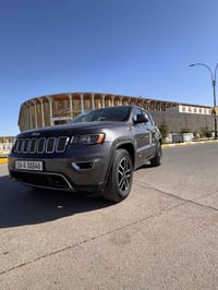 كراند شيروكي • ٢٠١٧ • V6 ٣.٦