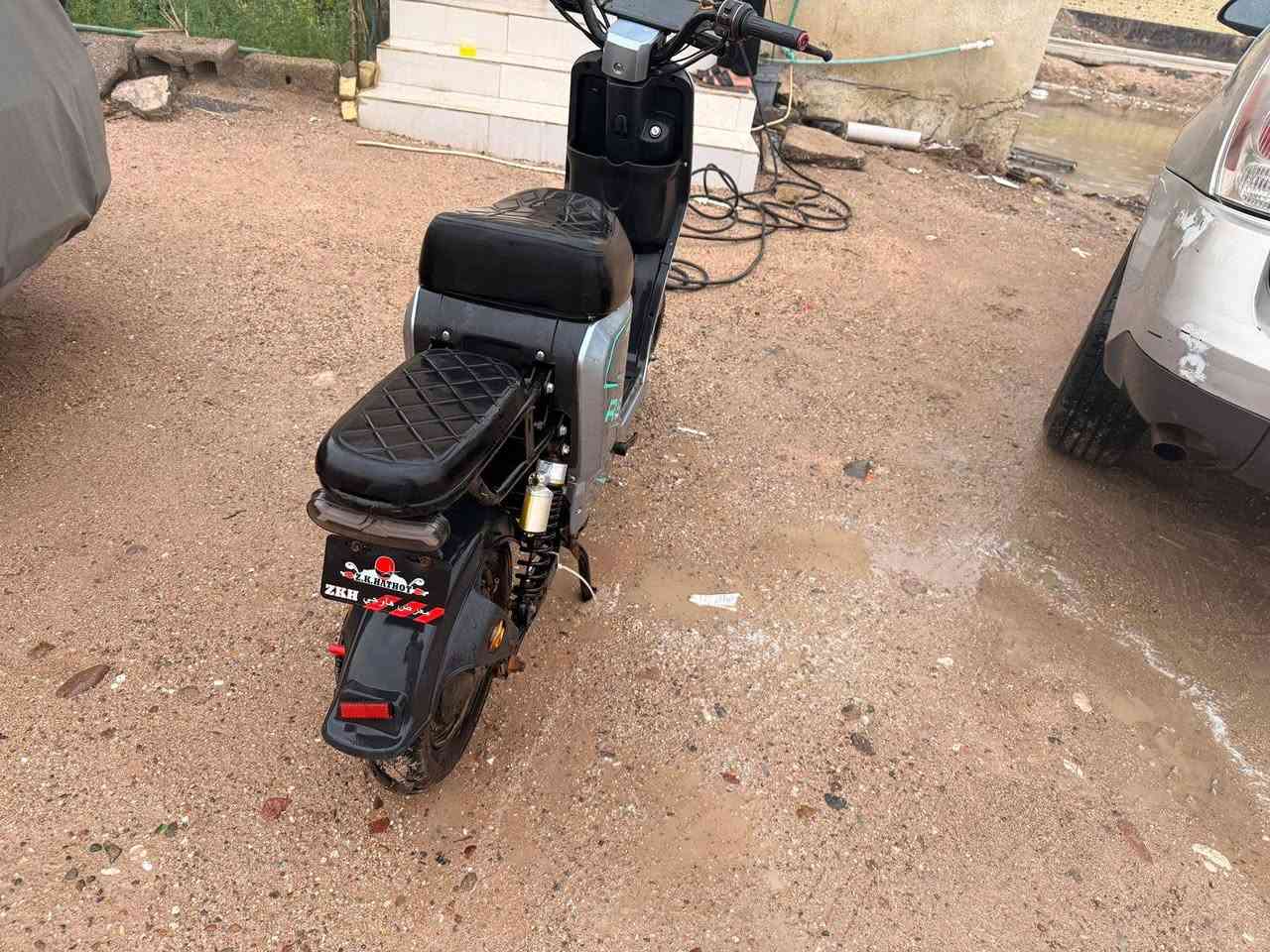 دراجه شحن r9 نظيفه وتوني مبدل الها خمس بطاريات اصليه صارن ب225 الف صارلهن شهرين بصره  ابو الخصيب محيله شارع سيد حامد *********** البصرة, العراق
