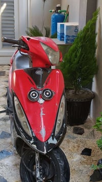 كيمكو جي فور • مكاني • نجف