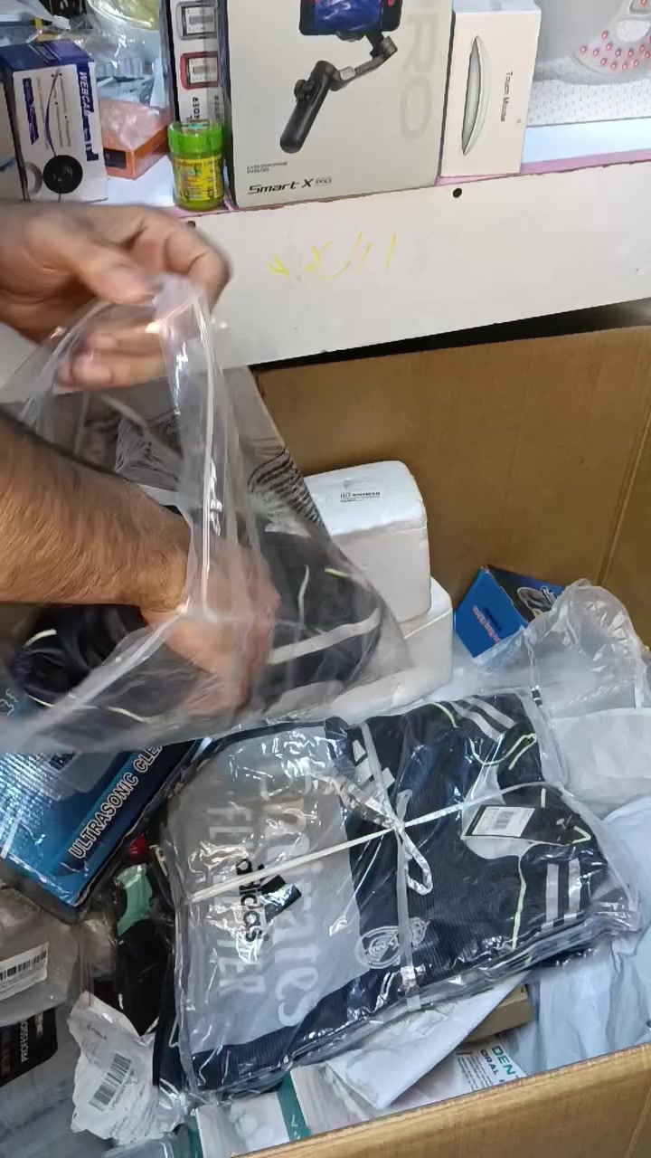 دريزات ريال مدريد قياسات مختلفه
مفرد القطعه ب 10 وشلع الزوج ب 15 
مكاني بغداد البلديات 
توصيل موجود


**إذا كنت صاحب هذا الإعلان وتريد حذفه لأي سبب، رجاءا أرسل رسالة إلى الدعم الفني**