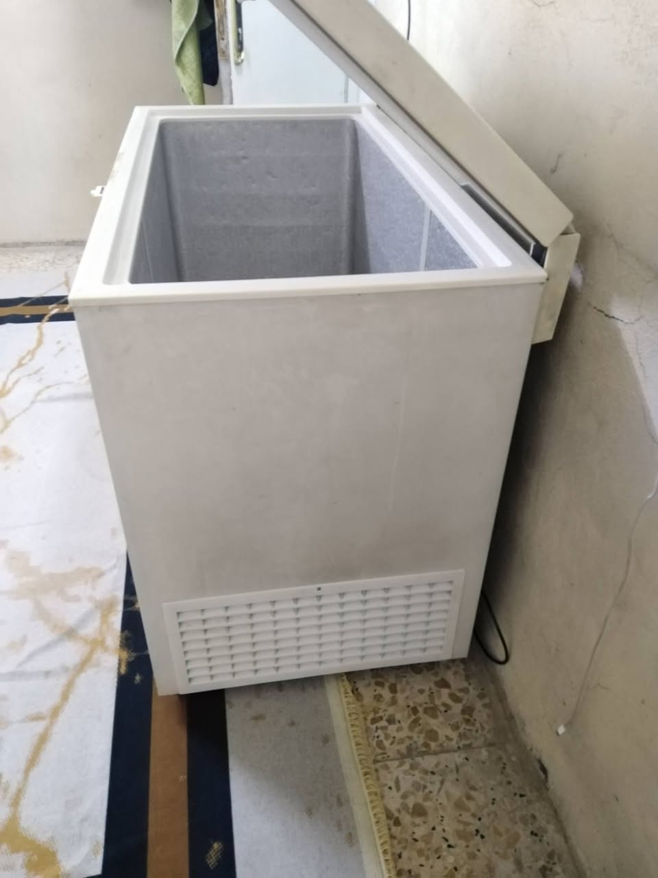 مجمدة للبيع صناعه ايطالي حجم 14 ابلاديه السعر 150 وبيها مجال 
مدينه الصدر


**إذا كنت صاحب هذا الإعلان وتريد حذفه لأي سبب، رجاءا أرسل رسالة إلى الدعم الفني**