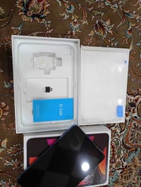 G Tab10  ذاكره 128  رام 4+4  بطاريه 6580 معالج 2  كاميره امامي 8  خلفي...