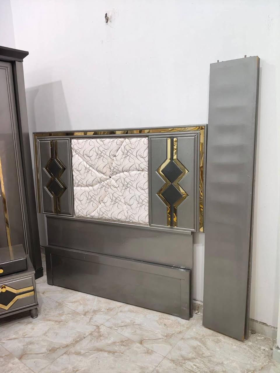 💥جاهززززز علي التحميل فوري 🛻
اوضه نوم جرار كسر زيرو  👌 خشب كونتر 👍 
📌 مكونة من دولاب 3دولاف جرار 2-كمدينو تسريحه سرير 🤩
📢 مقاس الدولاب 250 سم مقاس السرير 150سم السعر مفاجأة 
وكرسي و شمعه هديه 🎁 
😍 الله يبارك لصاحب النصيب يبخت الي هياخده 🔥🔥
اسعار ع قد الايد 👌
أشتري 🛒( أونـلاين سـهل - سريـع - وأمـان) 🚛
التسليم الاوردر امام منزل البيت والدفع بعد التسليم


**إذا كنت صاحب هذا الإعلان وتريد حذفه لأي سبب، رجاءا أرسل رسالة إلى الدعم الفني**